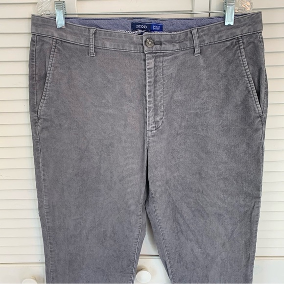 Izod Corduroy Chino Pants Men 34x32 Gray Straight Leg Flat Front Casual Work - Picture 2 of 12